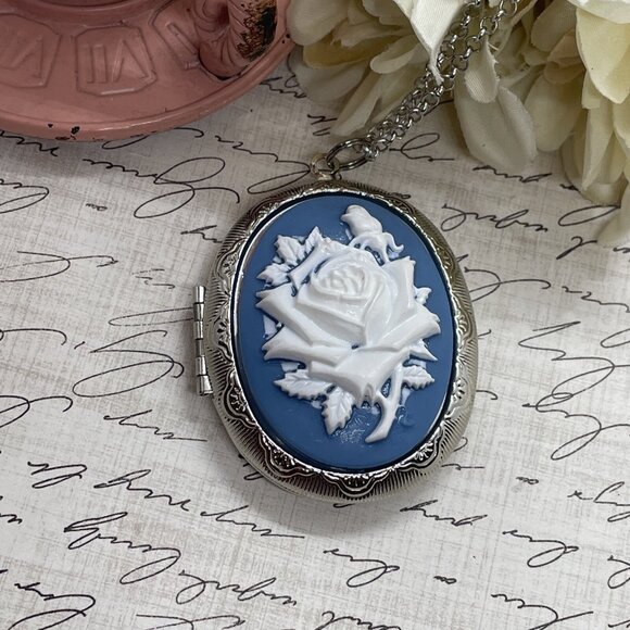 Silver Locket Setting Dusty Blue Teal Blue Rose Cameo White Mom Daughter Keepsak - Picture 6 of 13